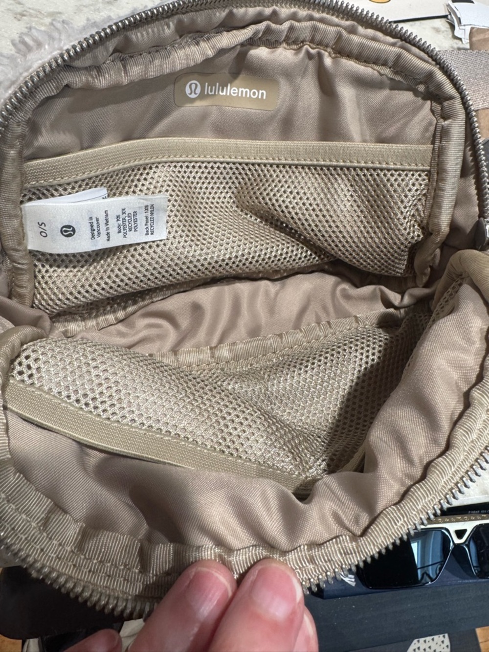 lululemon athletica Cream Sherpa Crossbody Belt Bag with Metallic Strap - Picture 3 of 3